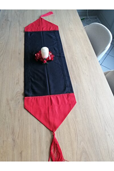 Yılbaşı Siyah Konsept Runner
