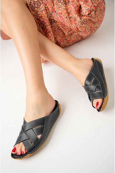 Akgün Terlik Women's Genuine Leather Black Orthopedic Sole Slippers