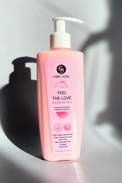 Chic Nail Vegan Yüz ve Vücut Losyonu Feel The Love - Collagen / Hyaluronik asit / AloeVera Özü / Avokado Yağı