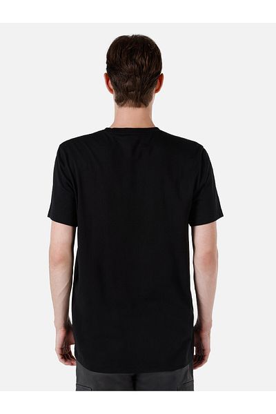 Colin's Black Men's T-shirt Sleeve