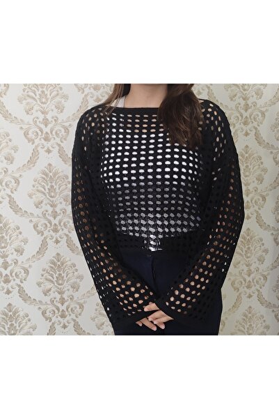 ALPİMER بلوزة نسائية سوداء مخرمة برقبة قارب