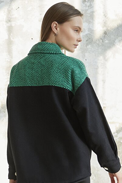 InStyle Куртка з кишенями та риб'ячим візерунком - зелена