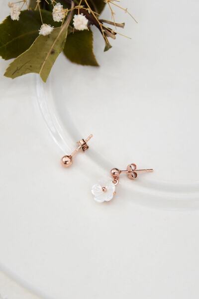 Sinsirella 925 Ayar Gümüş Rose Kaplama Manolya Çiçeği Çivili Top Küpe