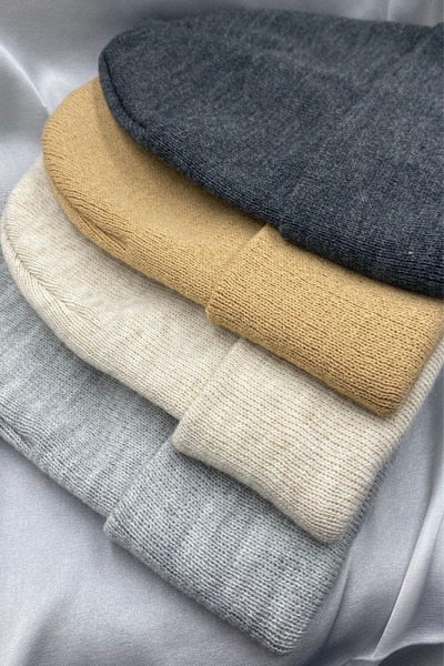 KISCHE Unisex Plain Basic Folded Winter Native 4-Piece Beanie Set