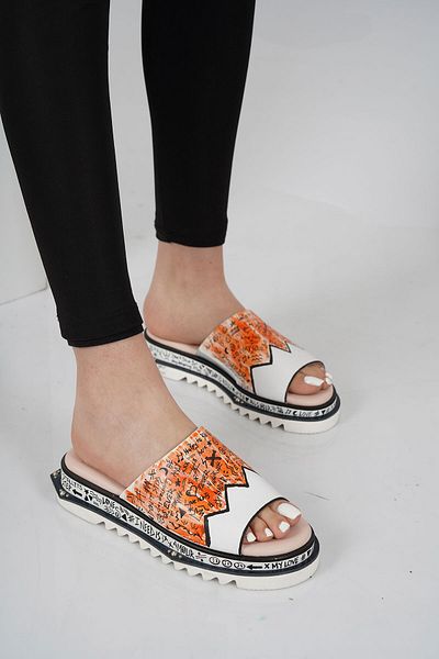 Osso Genuine Leather Women's Hand Painted Slippers 114-380-5