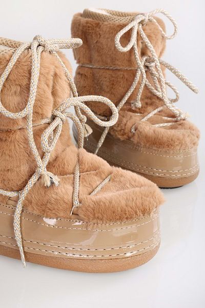 Shoeberry Women's Snowie Mink Lined Thick Sole Snow Boots
