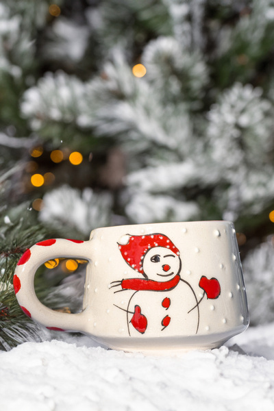touchmughm كوب سيراميك للعام الجديد - رجل ثلج مصنوع يدويًا