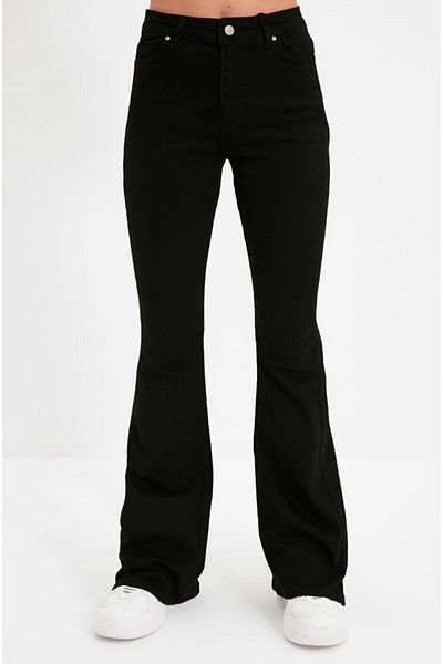 QİSSO Black Spanish Leg Jeans