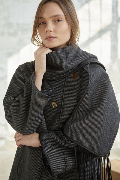 InStyle Leather Piping Detailed Scarf Stitched Coat - Anthracite