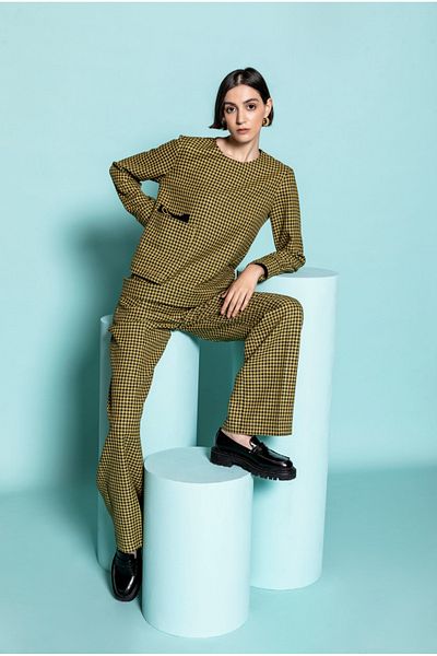 KAMEYA Pocket Detailed Houndstooth Yellow Blouse