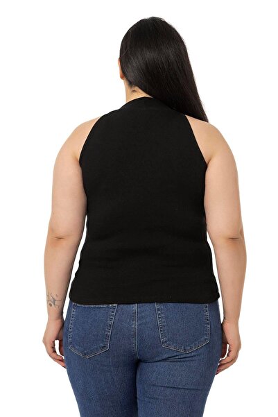 DISENTIS MODEST Large Size Halter Neck Half Turtleneck Camisole Black Body