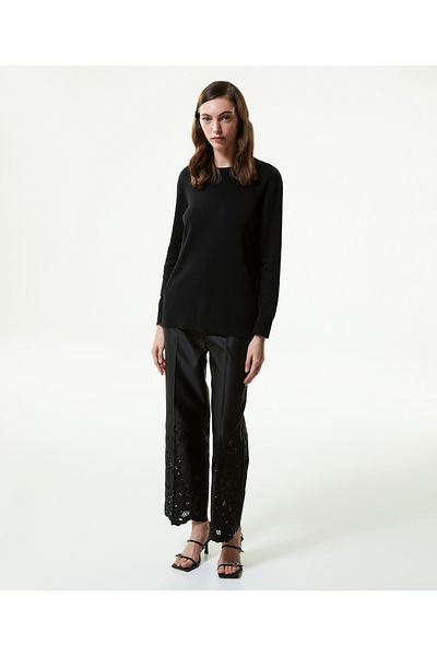 Machka Women's Black Sweater