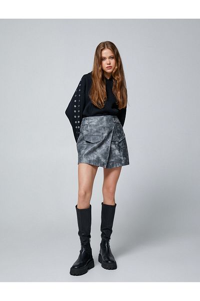 Koton Leather Look Shorts Skirt Mini Cap