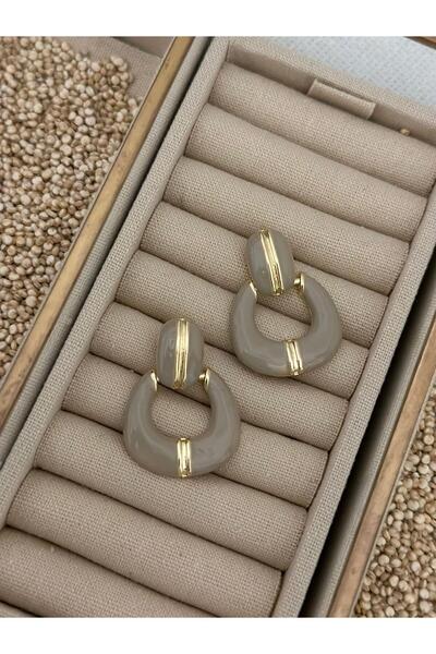 MyladyAccessoriess Gold and Enamel Detailed Oval Dangle Earrings Red