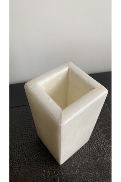 BMARBLE Doğal Beyaz Mermer (UŞAK) Vazo