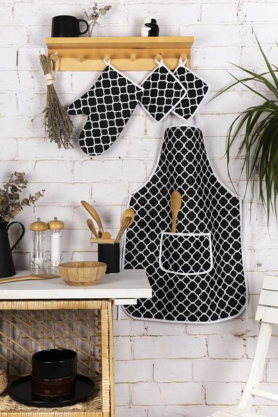 Morlay Kitchen Dowry Set of 4; Kitchen Apron, Oven Mitts and Pot Holder Set