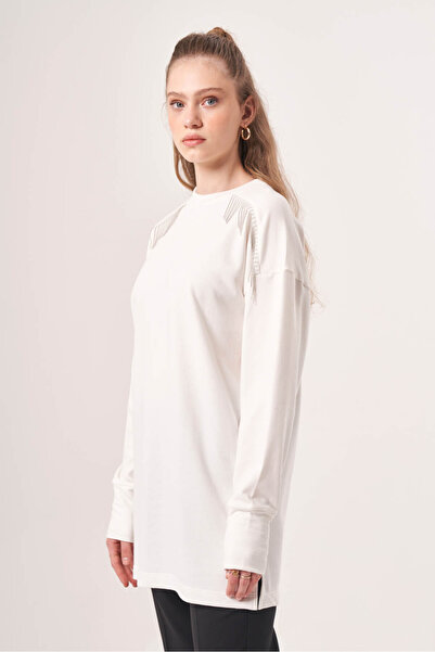 Mizalle Ecru Sweatshirt with Shoulder Accessories