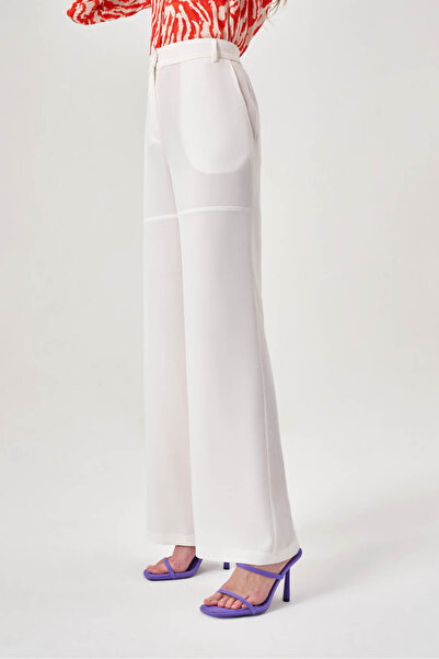Mizalle White Trousers with Side Pockets