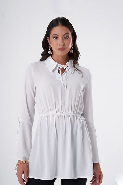 Mizalle Ecru-Tunika mit Spitzendetail