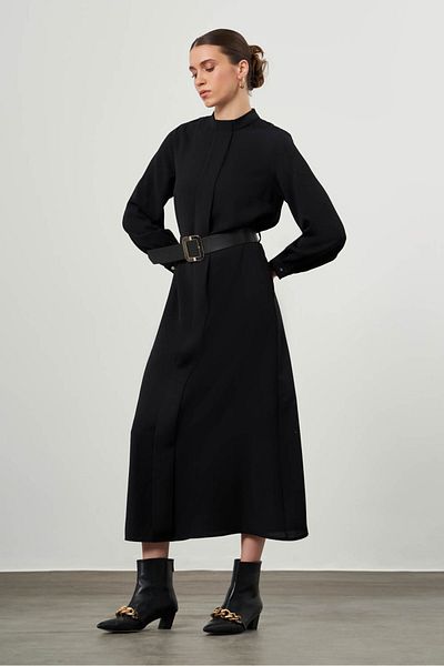 Mizalle Belted Long Black Dress