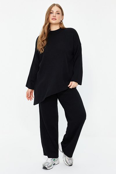 Trendyol Curve Plus Size Black Bottom-Top Set - Stand Collar, Single Plate TBBAW24CP00013