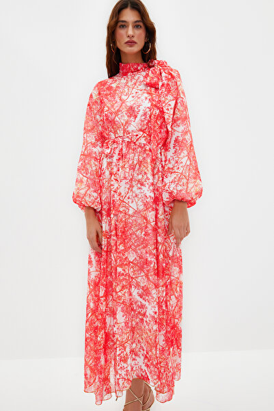 Trendyol Modest Piros virágmintás bélelt hosszú sifon estélyi ruha TCTSS24EB00040
