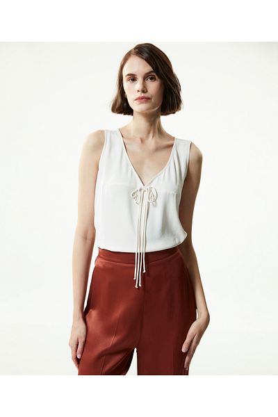 Machka Women's Off-White Blouse
