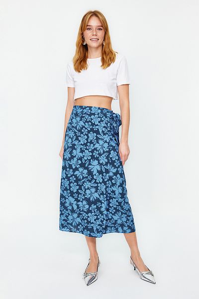 Trendyol Collection Viszkóz szövet kék virágmintás duplasoros midi szoknya - TWOSS23ET00294