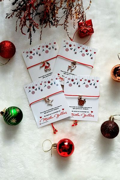 Burak Baskı Tasarım New Year Themed Adjustable, New Year Gift with 4 Red Strings - Santa Claus