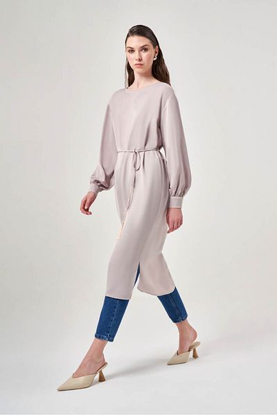 Mizalle Satinbeige Tunika mit Spitzenbund