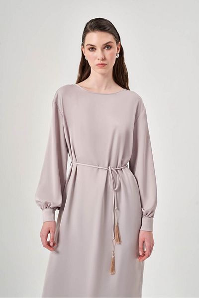 Mizalle Satinbeige Tunika mit Spitzenbund