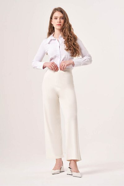 Mizalle Basic Ecru Knitwear Trousers with Elastic Waist