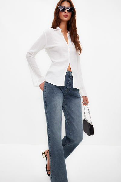 Trendyol Collection Ecru Textured Fitted Waist Sitting Woven Shirt Twoss24Go00002