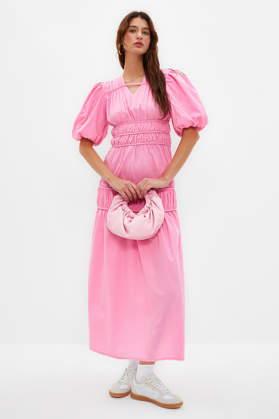 Trendyol Modest Ροζ Gather Λεπτομερές Μακρύ Υφαντό Φόρεμα TCTSS24EB00010
