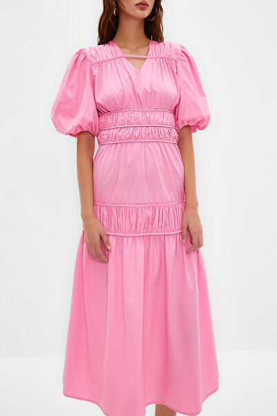 Trendyol Modest Ροζ Gather Λεπτομερές Μακρύ Υφαντό Φόρεμα TCTSS24EB00010