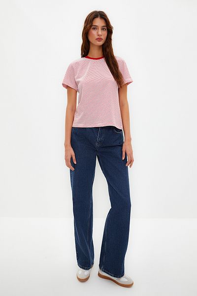 Trendyol Collection Tricou tricotat cu guler roșu, cu dungi premium, de bază obișnuită/normală TWOSS23TS00043