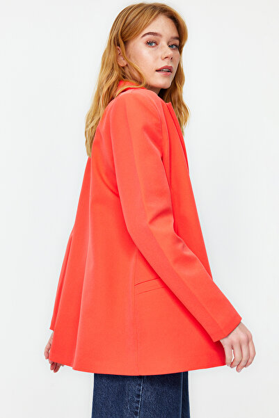 Trendyol Collection Pomegranate Blossom Regular Lining Detailed Woven Blazer Jacket TWOAW20CE0316