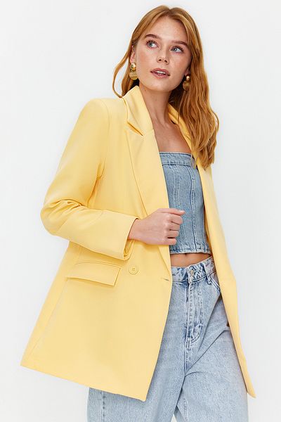 Trendyol Collection Hellorangefarbener, regelmäßig gefütterter, gewebter Zweireiher-Blazer TWOSS20CE0059