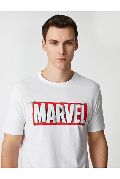 Koton Marvel T-Shirt mit lizenziertem, bedrucktem Rundhalsausschnitt