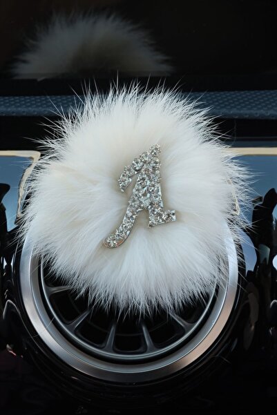 TASARIM ARABAM ATİKE ELİF AKIN عطر مكيف الهواء ذو الفراء ذو الحروف الفضية ولون كريمي