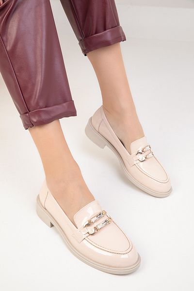 SOHO Beige Lackleder Freizeitschuhe für Damen 18733