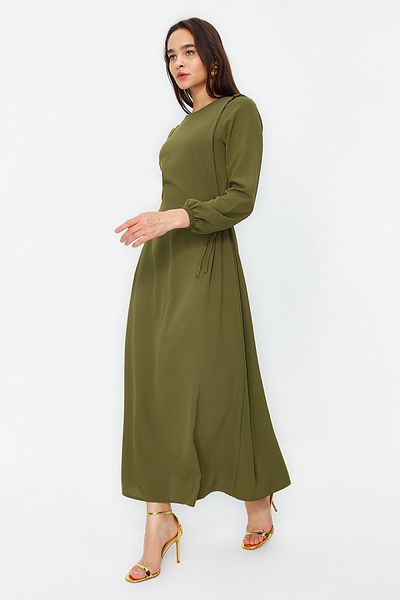Trendyol Modest Grünes Aerobin-Kleid mit Seilbindung und elastischen Ärmeln – TCTSS22EB00104
