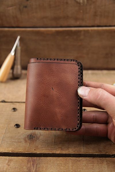 New Coast Leather 1900's Ръчно изработен минималистичен мъжки портфейл от естествена кожа