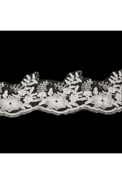 Nazarone French Lace Lx210 13.5m-cream