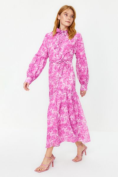 Trendyol Modest Φόρεμα λουλουδάτο ροζ ζωσμένο με υφαντό σιφόν TCTSS24EB00031
