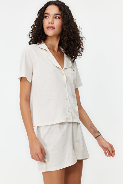 Trendyol Collection Bézs Teddy Bear kötött pizsama szett rövidnadrággal THMSS23PT00012