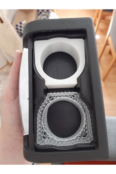 OTO MOS GARAJ حامل أكواب أوبل فيكترا سي