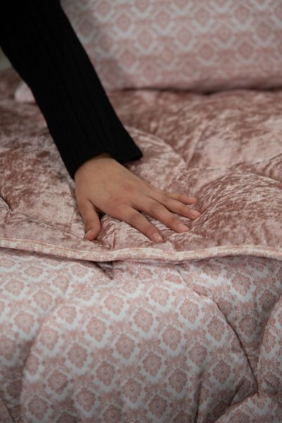Tandoğan Mobilya Double Sided Velvet Quilt Set, Single Velvet Sleeping Set, Powder with Pillow Gift(155x215)