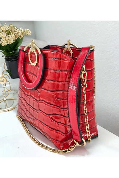 Evident Red Patent Leather Crocodile Ring Handled Chain Hand and Shoulder Women's Bag