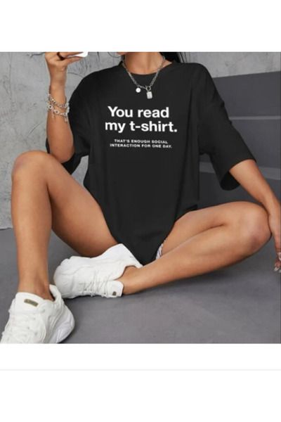Pelna T-shirt crna Štampano Oversize kroj okrugla kragna